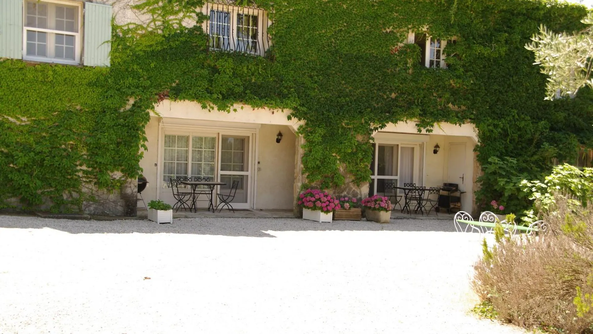 Residence Le Saint Victor Fontvieille 0*,  France